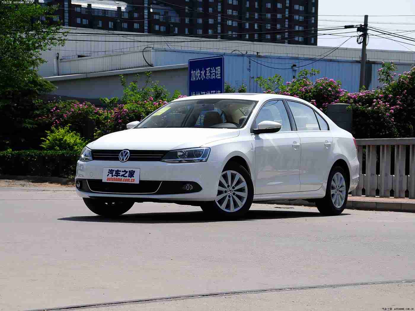 榴莲视频成人:智能环保新锐,性能卓越黑马:一探究竟全新车型魅力全解析-3