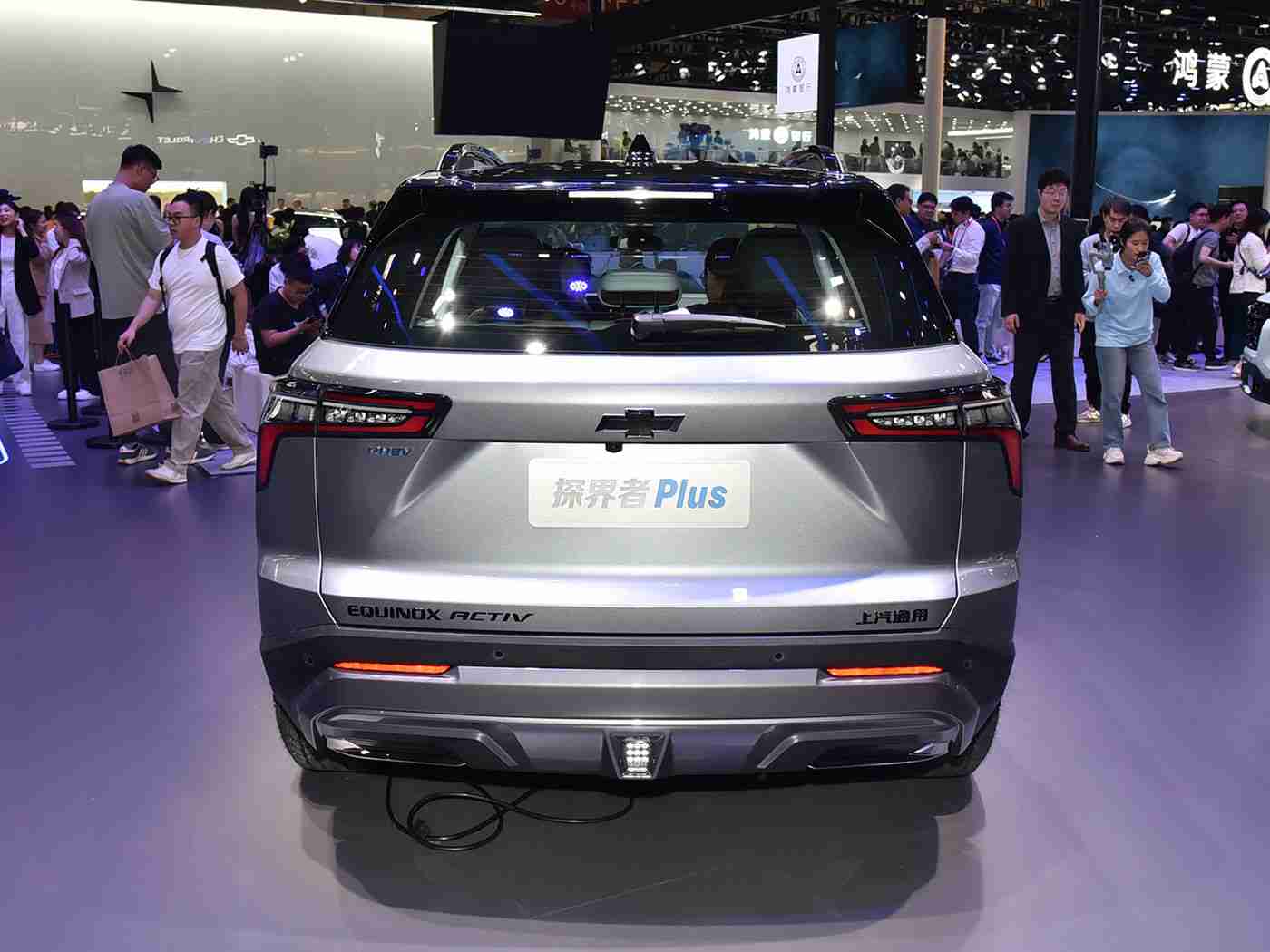 黄色应用下载大全：车载神器推荐：五大类实用汽车应用，让驾驶更安全、便捷，车主必看！-1