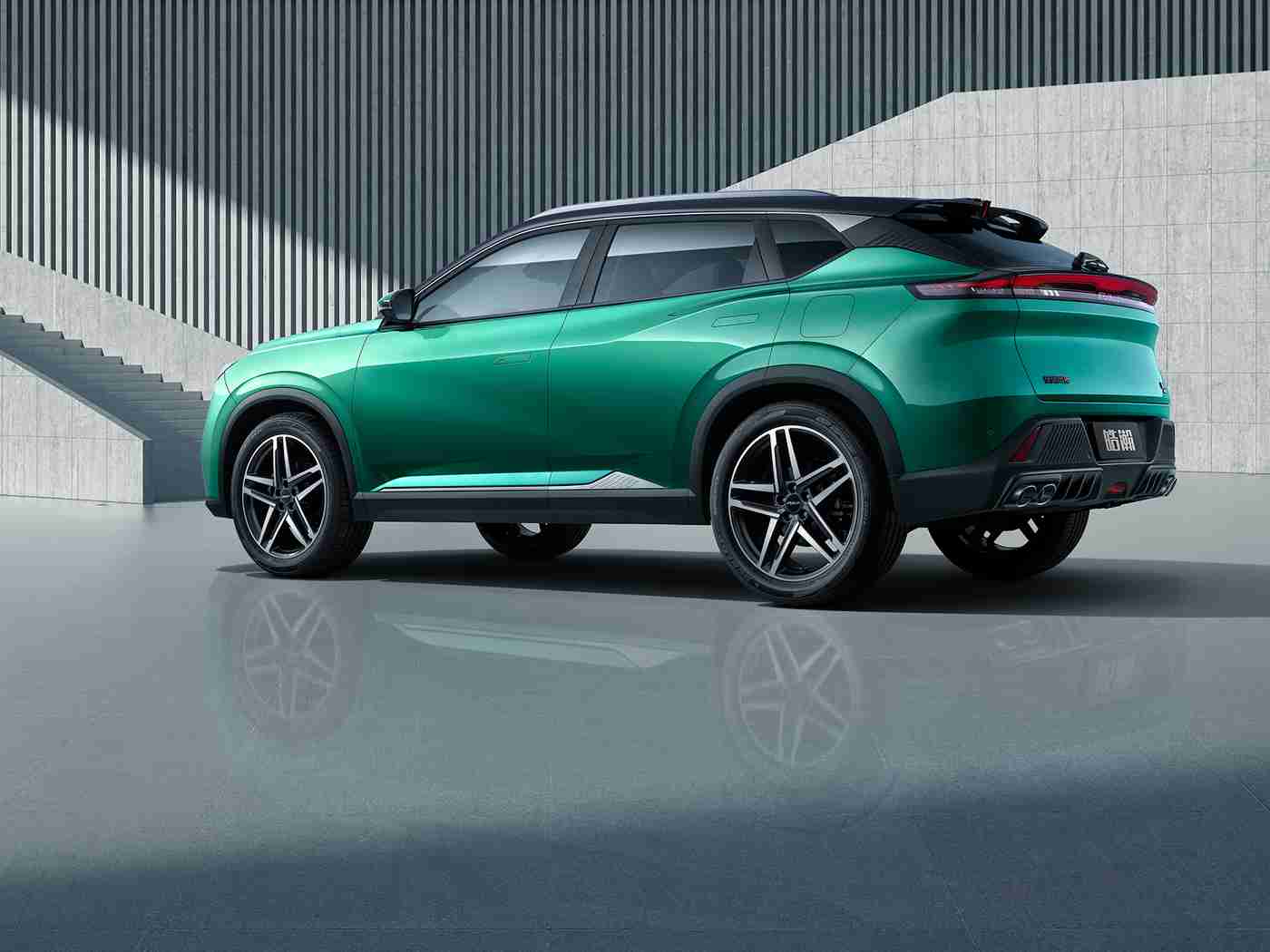 网站你应该明白我的意思吗你回答什么问题:新能源汽车潮涌,智能驾驶启航,未来出行新篇章-2