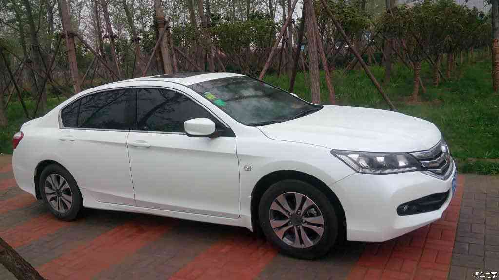 十大黄色：“潮流色彩引领风骚，盘点十大黄色汽车彰显个性风采”-2