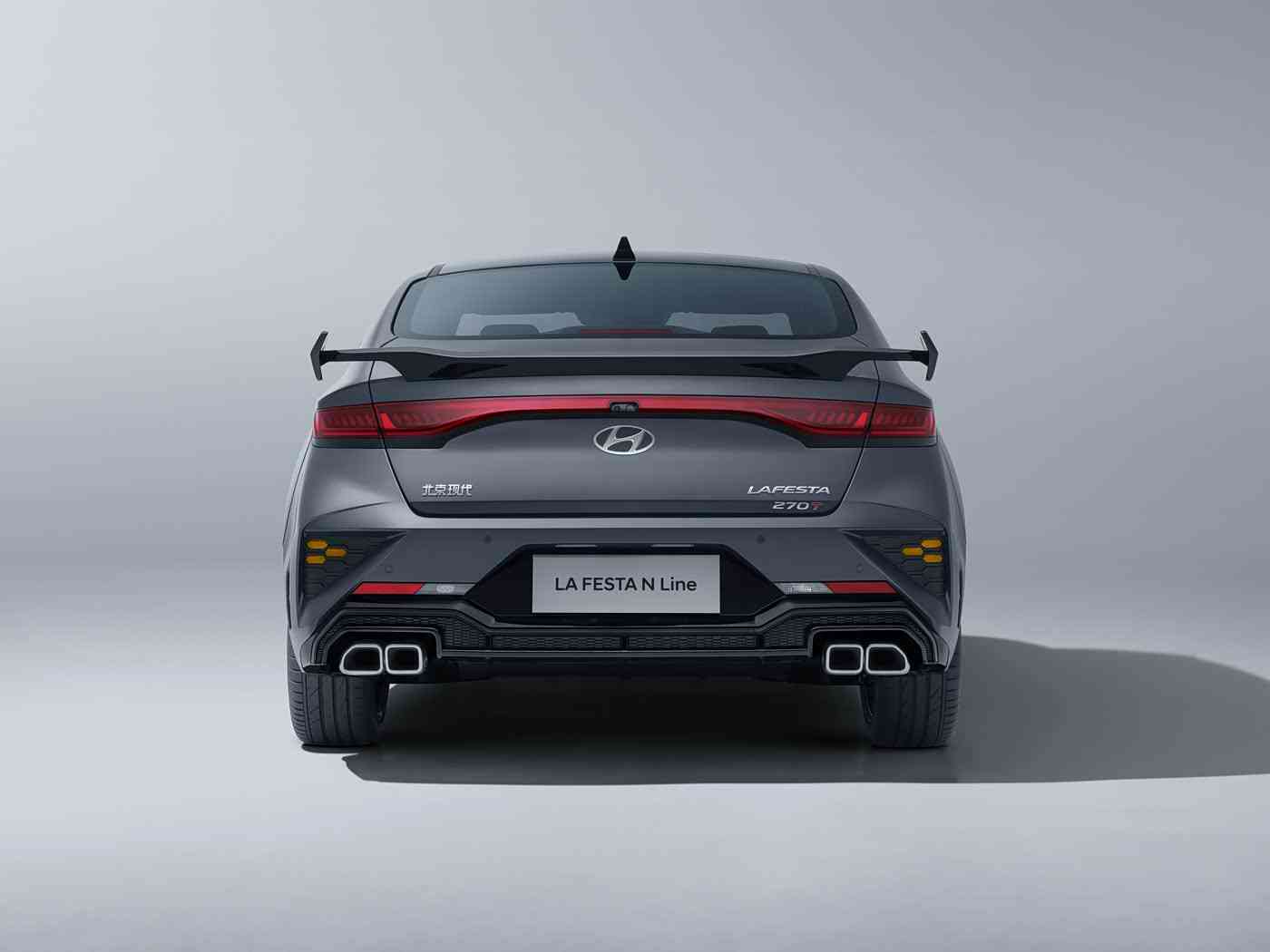 18岁以下禁用软件：智能驾驶新规引关注：未成年人禁用辅助系统，安全护航成长路-1