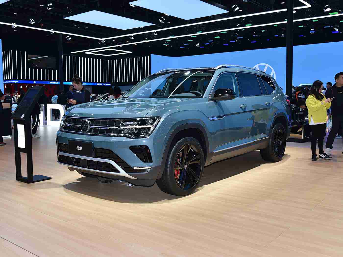 鸡巴APP：汽车爱好者新宠，＂鸡巴APP＂导航社交，打造个性化驾驶体验-2