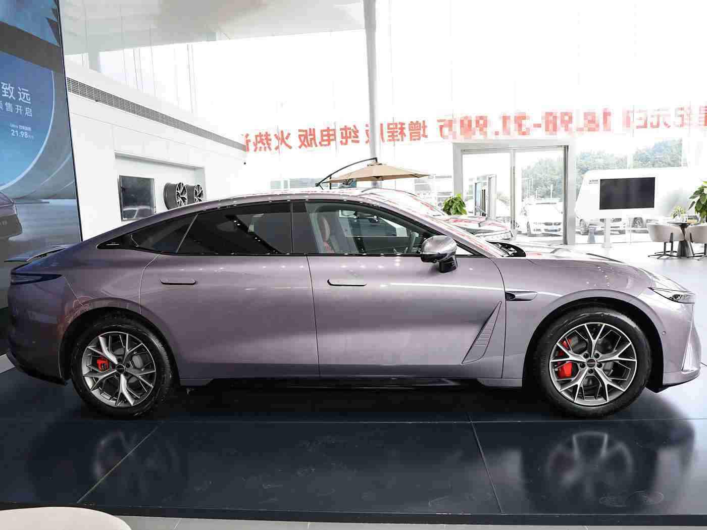 全国十大黄色软件：科技狂飙下的驾驶安全：警惕软件暗流涌动-4