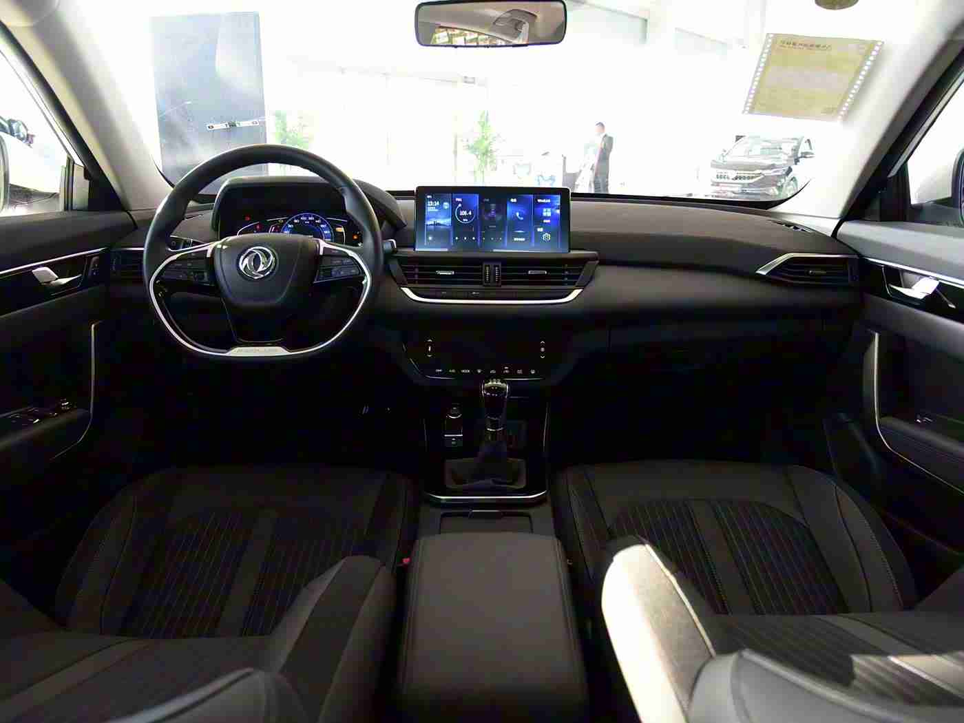 这里只有精品6：品质领航，六星闪耀，未来出行新境界-3