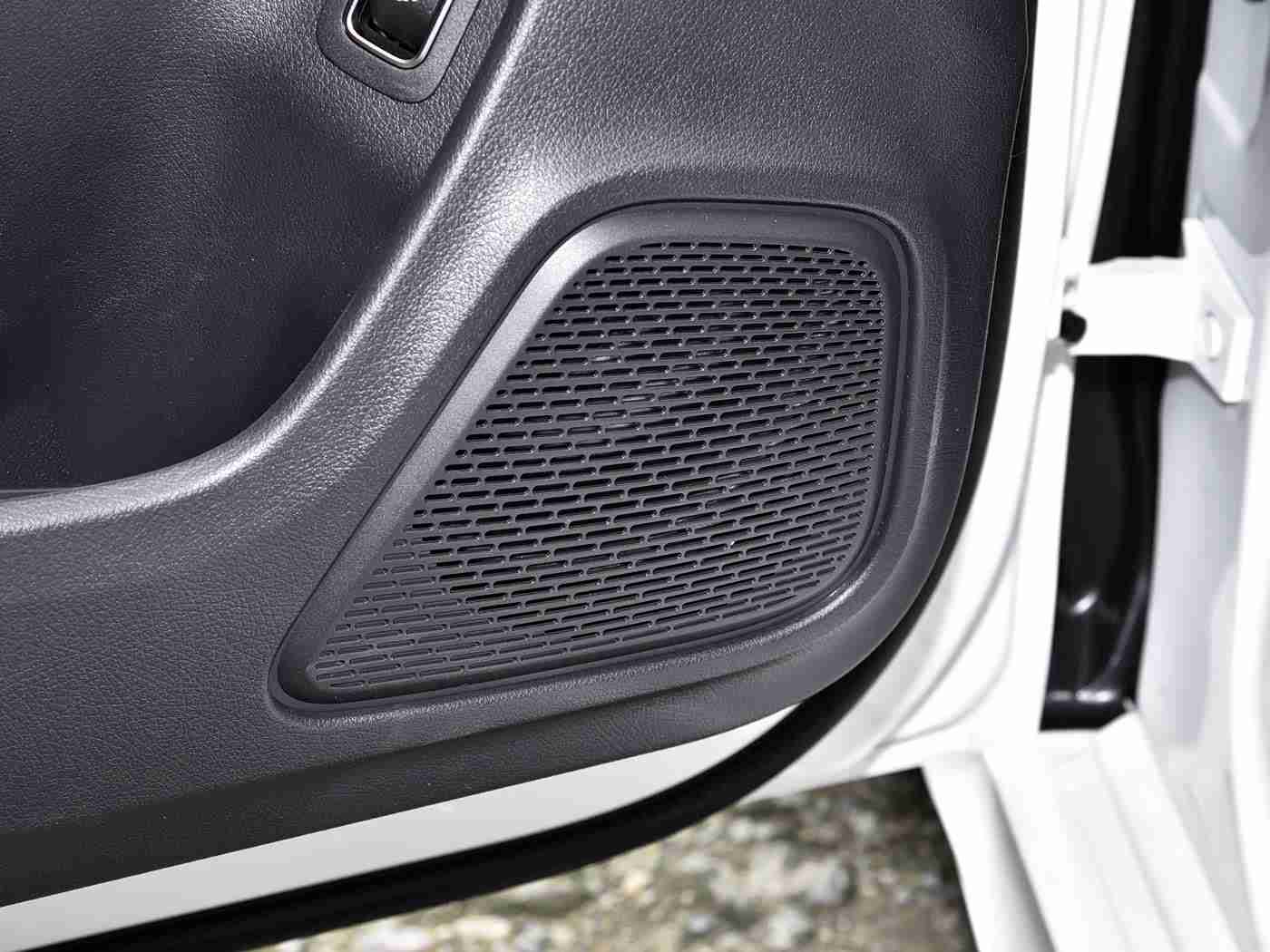 男的操女的软件：智能互动新体验，汽车行业创新力作引关注-1