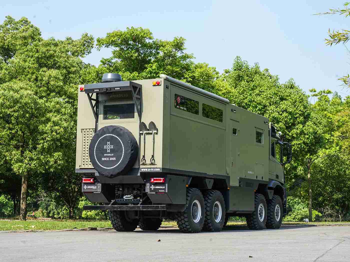 红桃视频网址：智动先锋，环保续航，引领新潮流新能源汽车惊艳登场-4