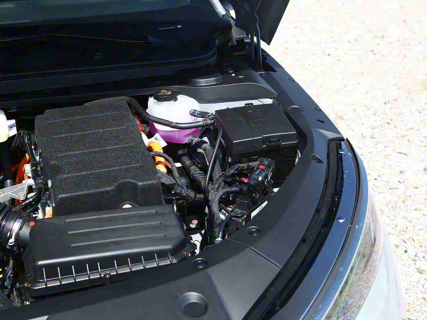 一级二级调色大片的经典实例一级调：汽车调色技术革新：色彩魅力助力品牌形象飞跃-1