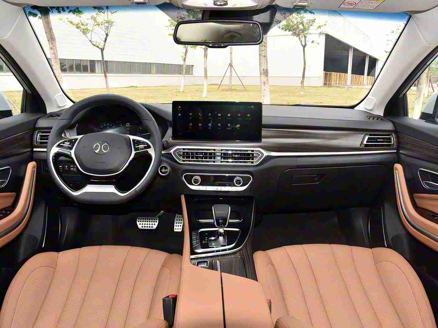 机机对机机手机免费下载版：汽车资讯一键掌握，驾驶生活无忧，免费应用助力车友畅享便捷时光-1