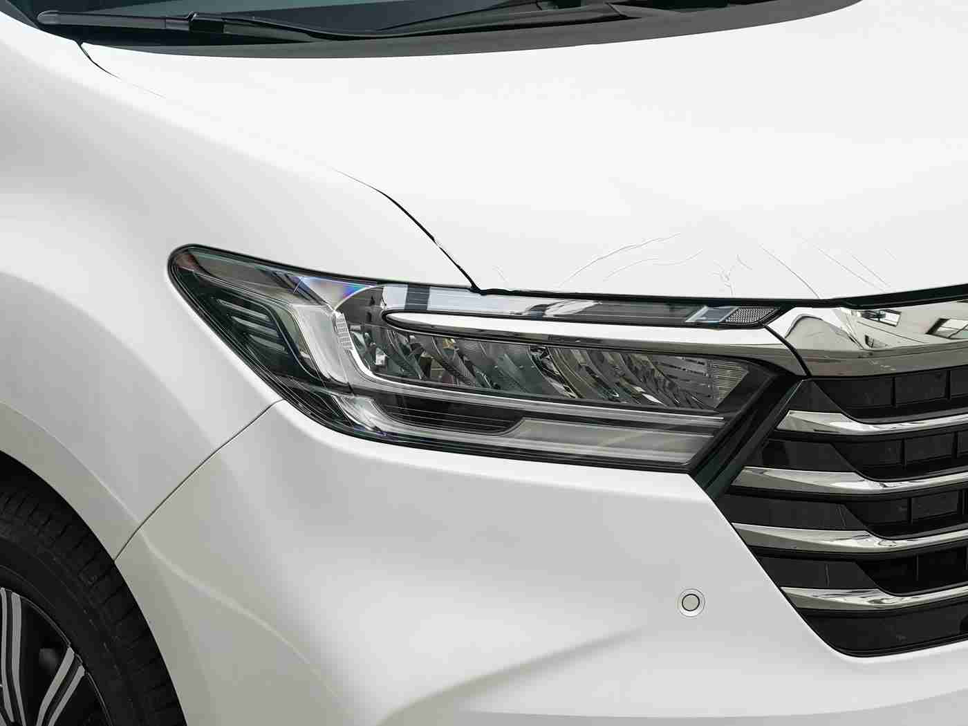 老师用丝袜脚帮我脚交：“丝袜脚交互设计引领潮流，全新概念车颠覆驾驶体验，绿色高效动力诠释未来出行”-2