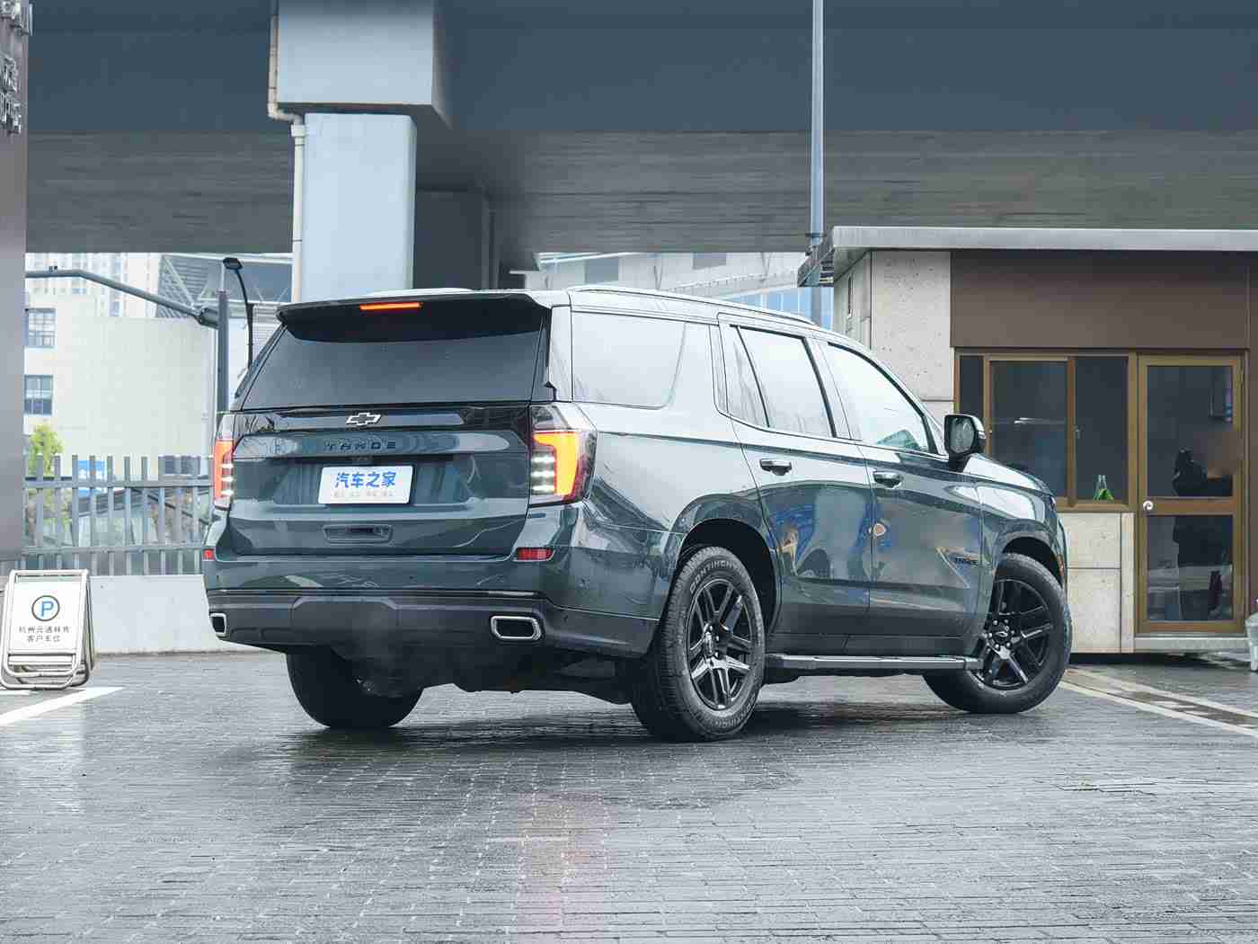 男生操女生软件：革命性智能驾驶体验：全新系统引领汽车科技潮流，安全、便捷、个性化定制一应俱全！-1