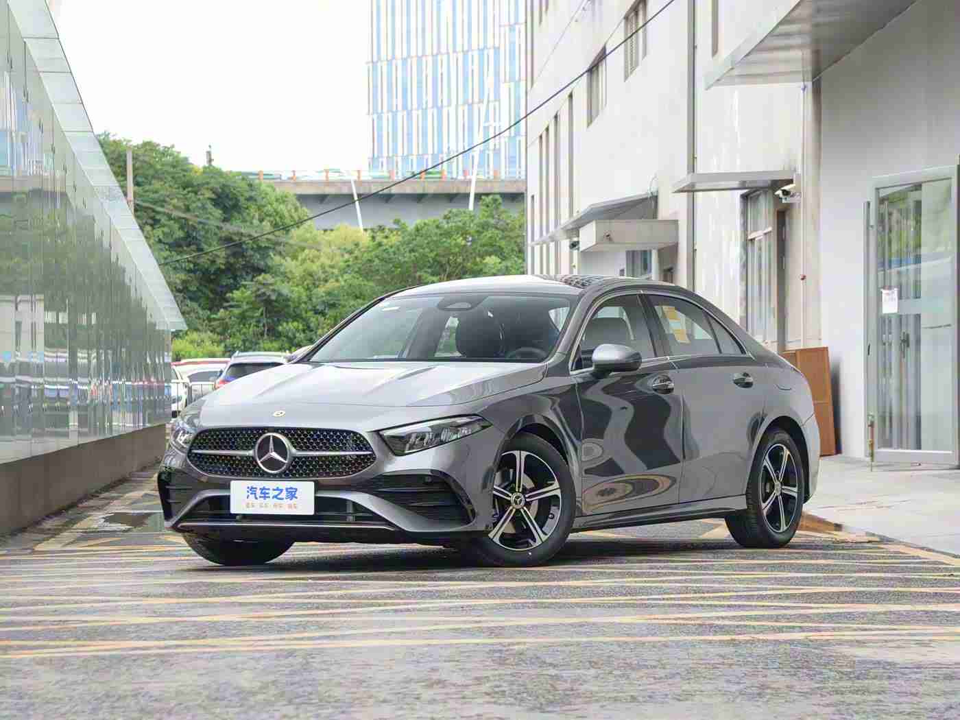 XDEVIOS中文免费版特色功能：智能驾驶新风向：XDEVIOS免费版功能强大，为驾驶安全升级加码-3