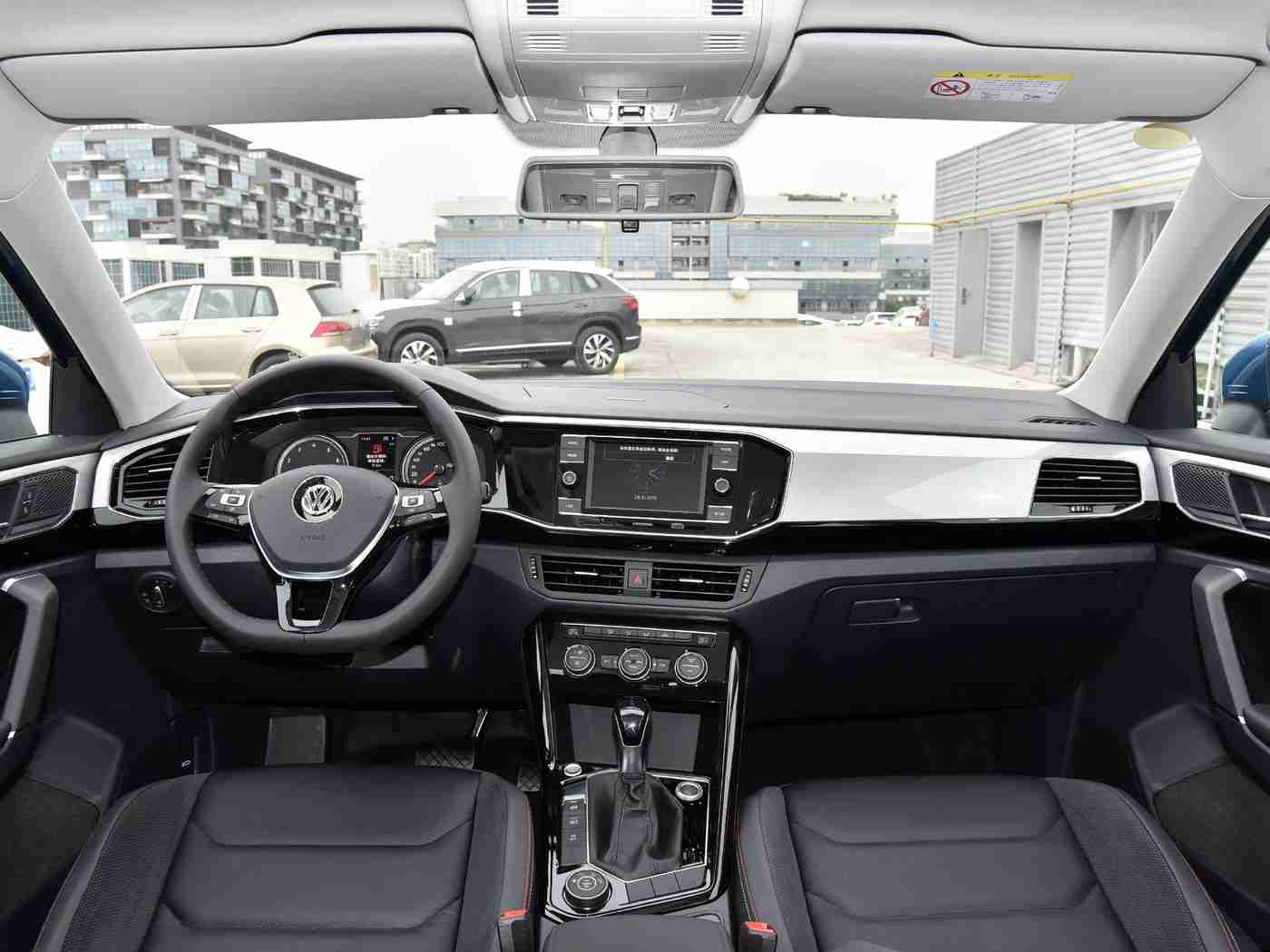 男生香蕉插入女生桃子：“颠覆命名新潮流，时尚SUV“香蕉桃子”亮相，动力科技全面升级引关注-1