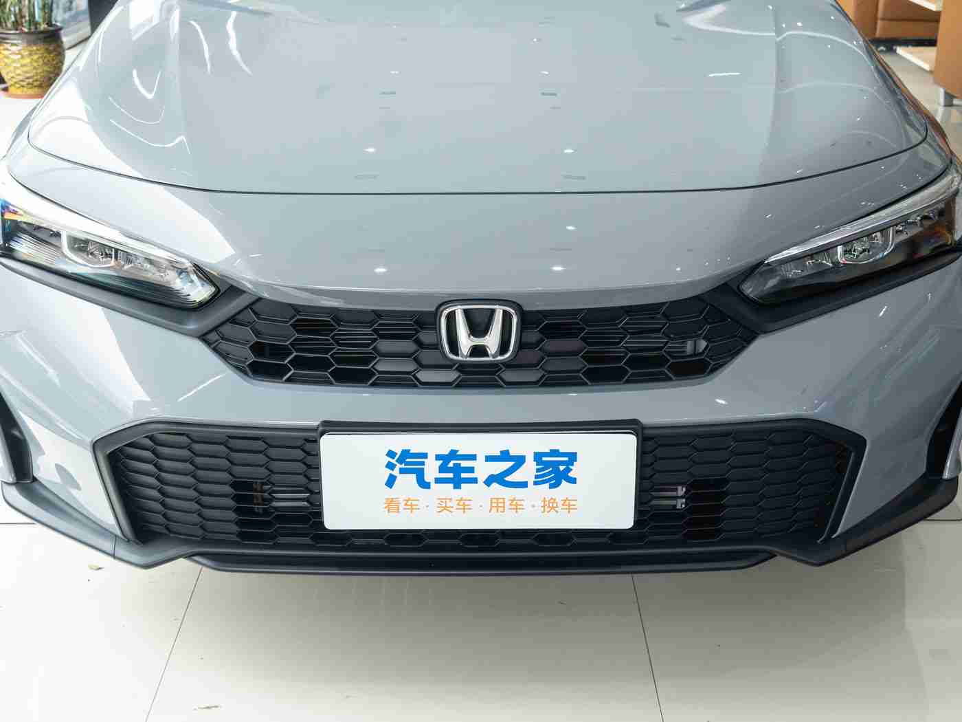 女生不穿衣服的软件：科技褪衣，智行未来-3