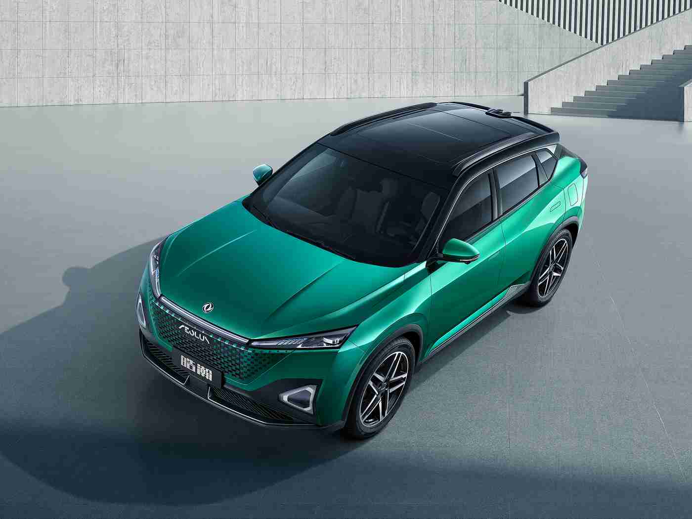 好·色·先·生·TV：流线型美学，驾驭未来——科技豪华SUV新篇章-4