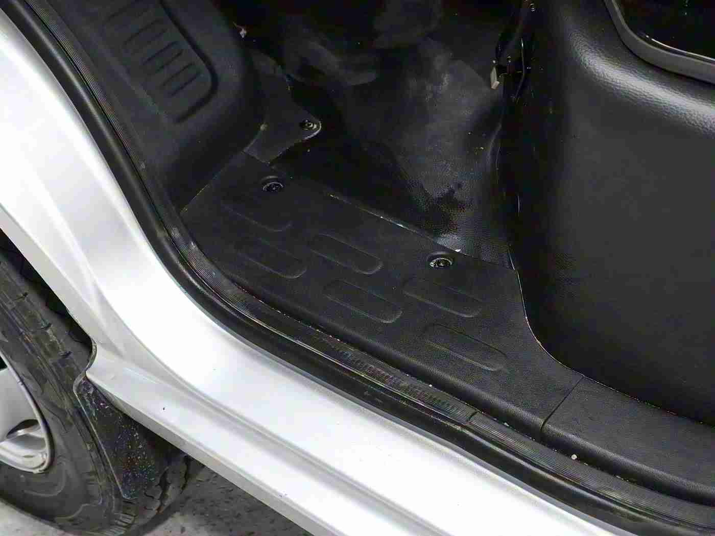 国产成人精品电影:国产汽车品牌崛起,技术创新品质提升,引领全球市场新风向-1