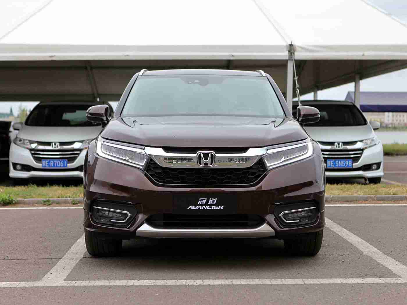 男生和女生一起差差差app：汽车营销新革命：趣味互动APP助力品牌精准触达年轻用户-4