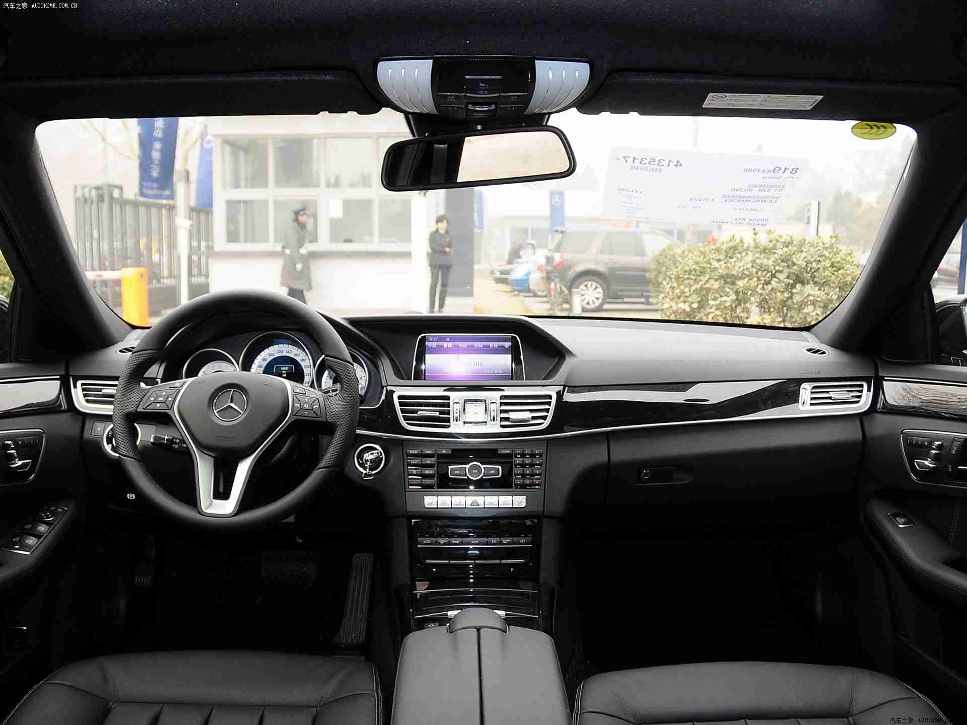 女人大白屁股：引领潮流，设计独特，性能卓越，“女人大白屁股”车型市场反响热烈，成焦点-2