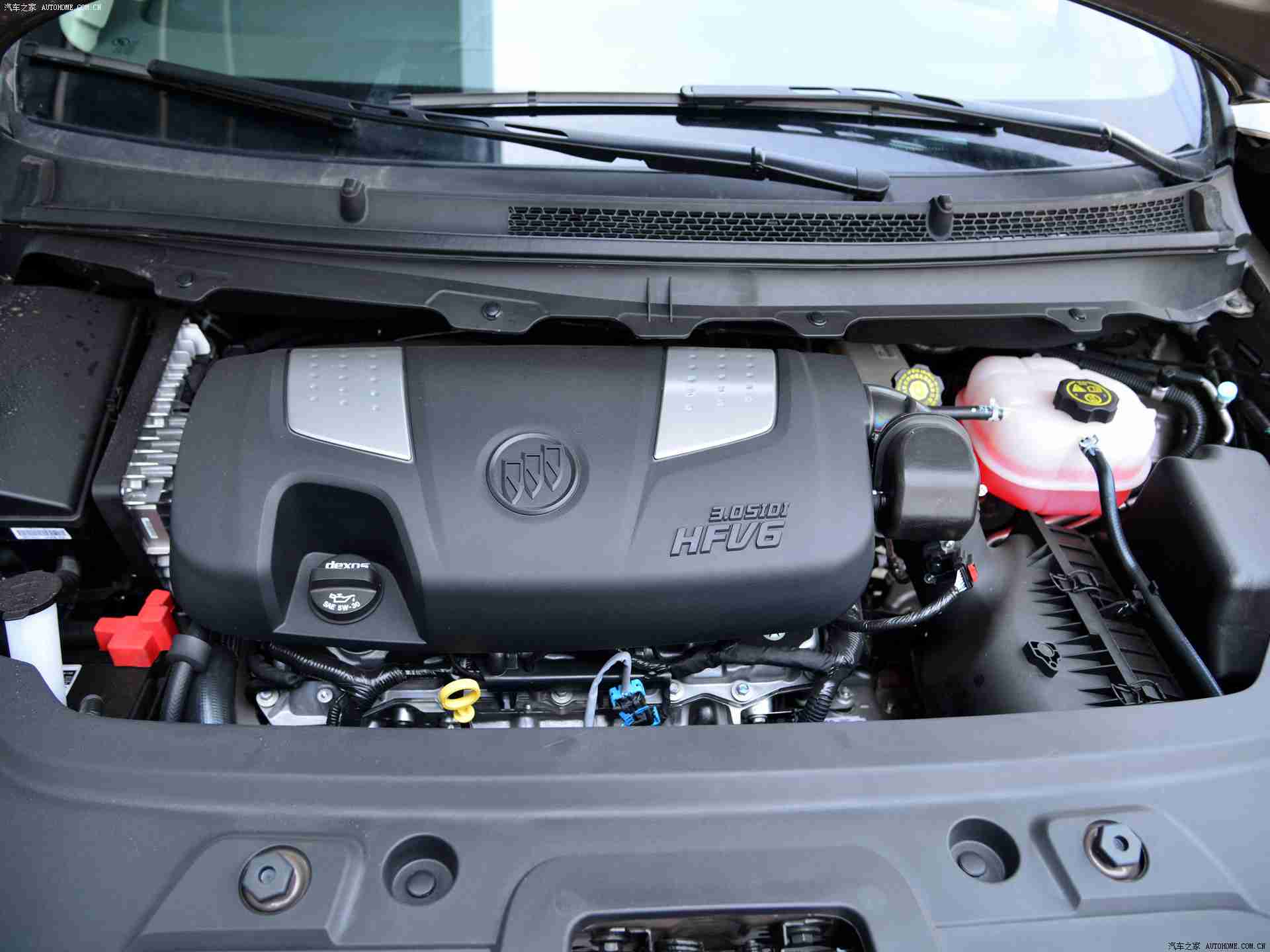 斗罗大陆禁游免费下载安装最新版：智能驾驶升级，游戏时代落幕：两款科技焦点引关注，揭秘最新动态-1