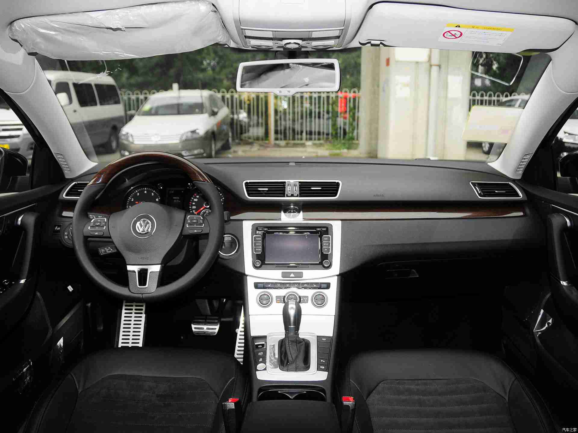 美女搞鸡软件：智能驾驶新篇章：创新辅助系统引领行车安全体验升级-2