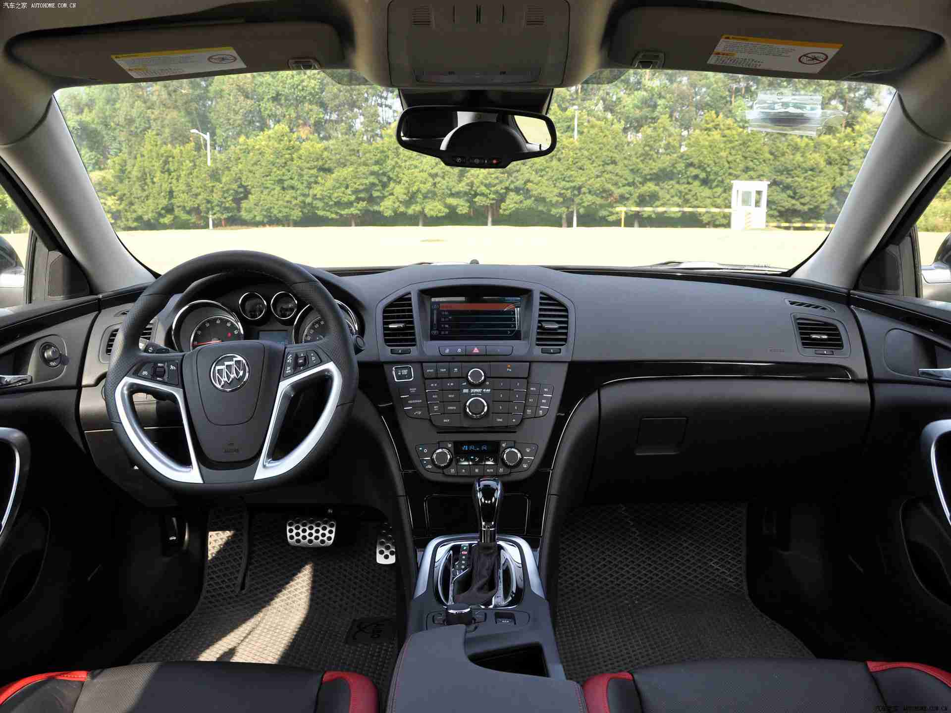 黄色禁用软件：智能驾控，安全守护，共筑智慧出行新篇章-1