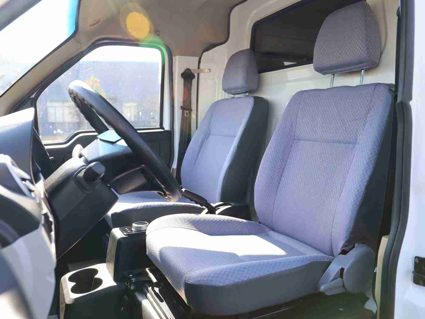 国产黑料：国产汽车崛起之路：揭秘“黑料”背后的真实面貌与突破-5