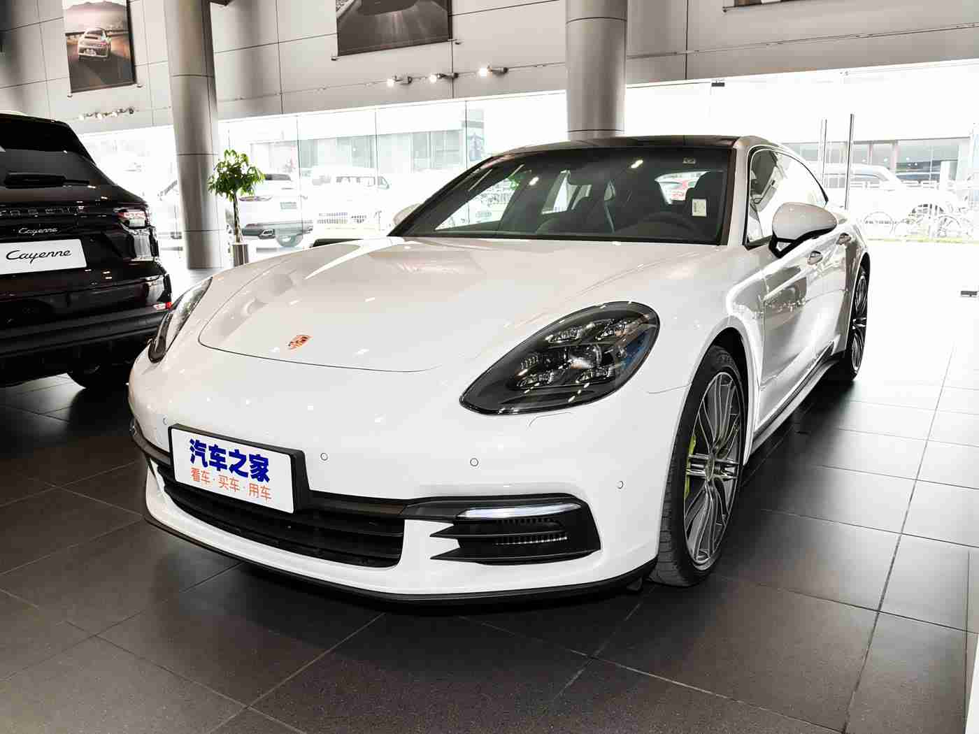 姬小满乳液狂飙：新宠来袭！中型SUV姬小满乳液狂飙性能强劲，智能配置丰富，性价比高，市场热度飙升-1