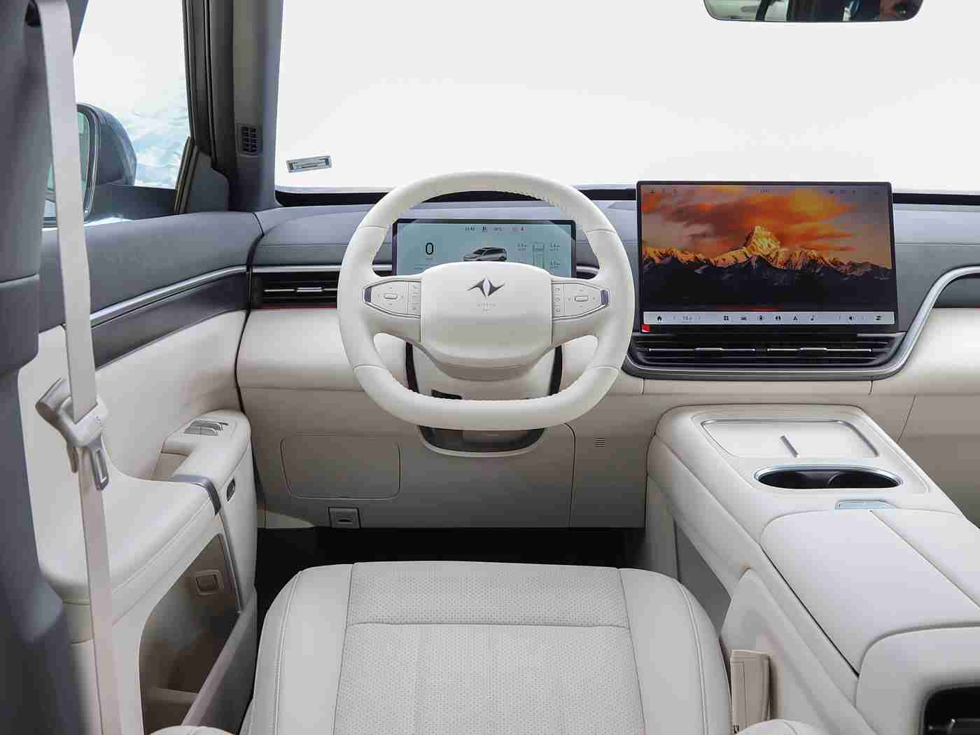 好·色·先·生·TV：流线型美学，驾驭未来——科技豪华SUV新篇章-3