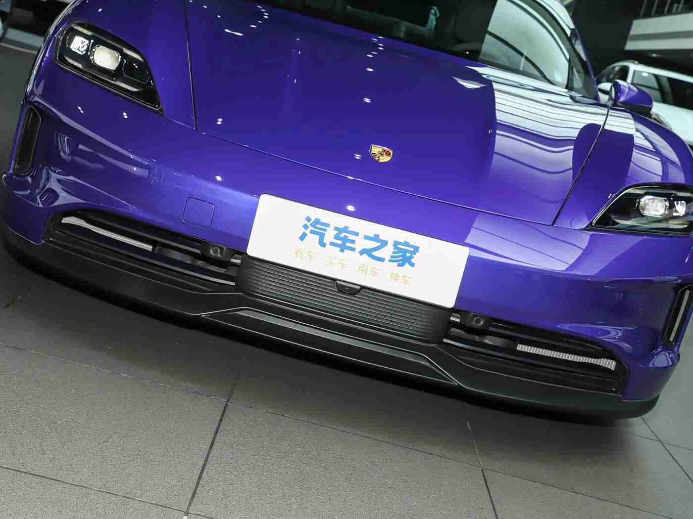 大尺度直播：汽车盛宴，创新直播揭秘品牌新科技，打造无忧购车新体验-4