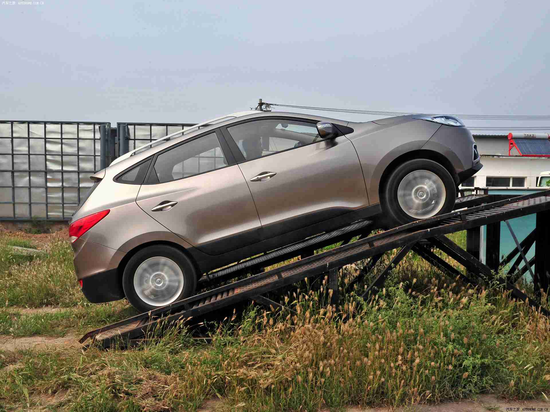 男生女生一起差差差app:智能社交新纪元,驾驶乐趣无限绽放-5