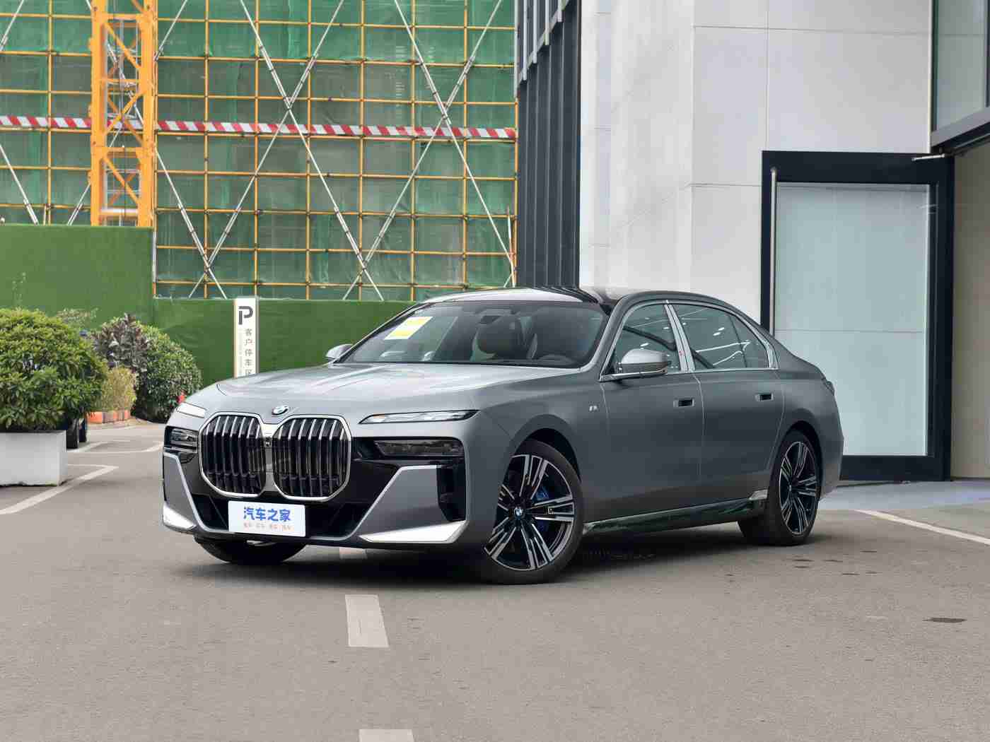 中国公厕军人GayFuCK：军人遭遇引关注，公共设施管理待升级，社会共筑美好环境-4