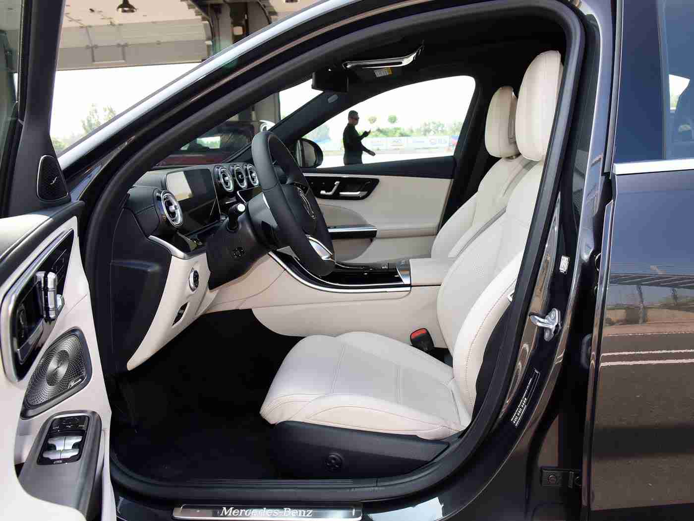 黄色app下载3.0.3每天无限：智能驾驶新篇章，汽车资讯一网打尽-2