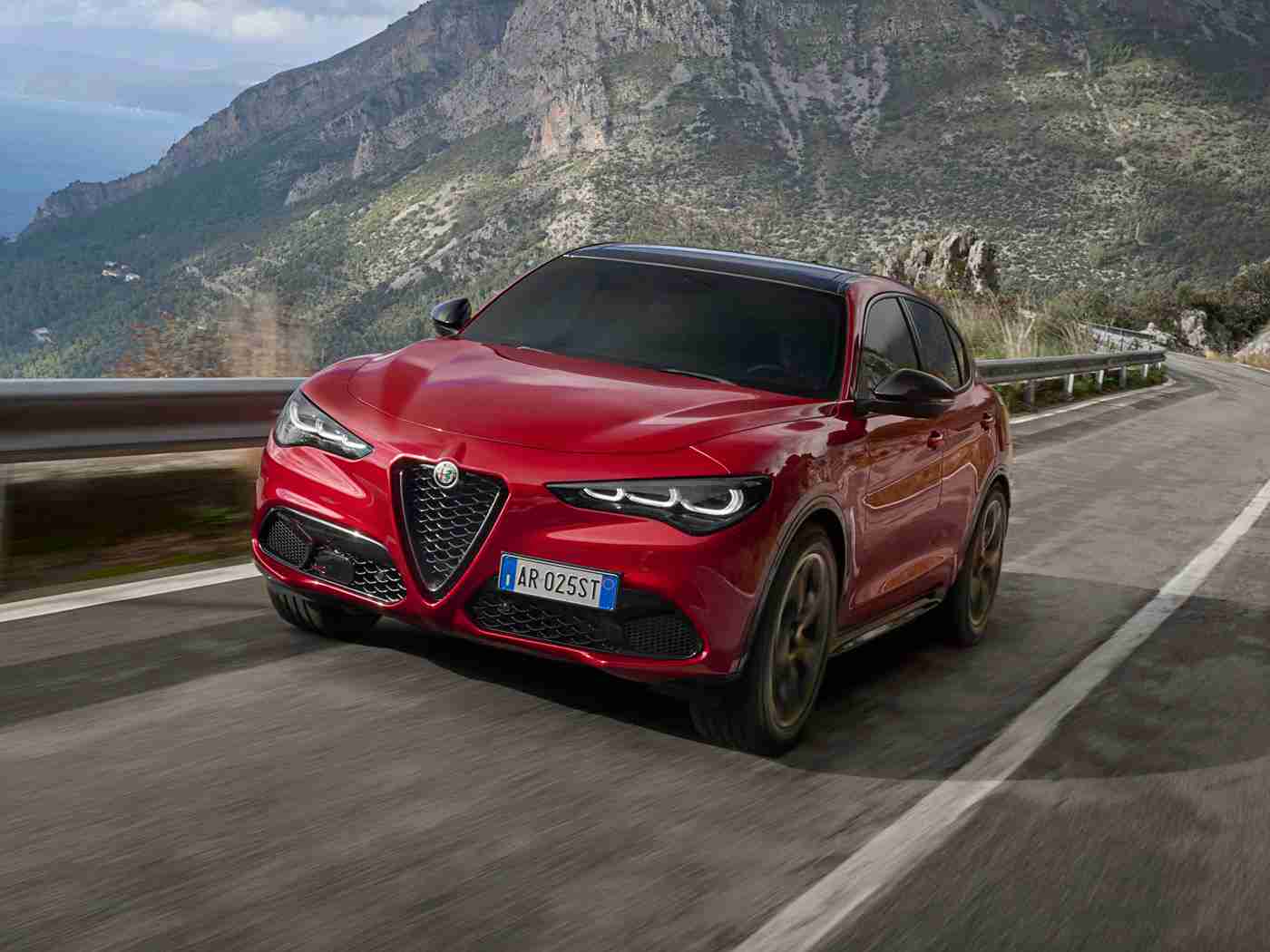 胡桃挤出白色汁液的解决方法：汽车内饰难题解决：胡桃木汁液溢出困扰一网打尽-2