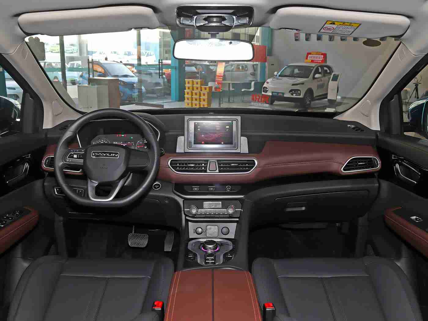 18摸app：汽车资讯新天地，购车无忧乐无边-1