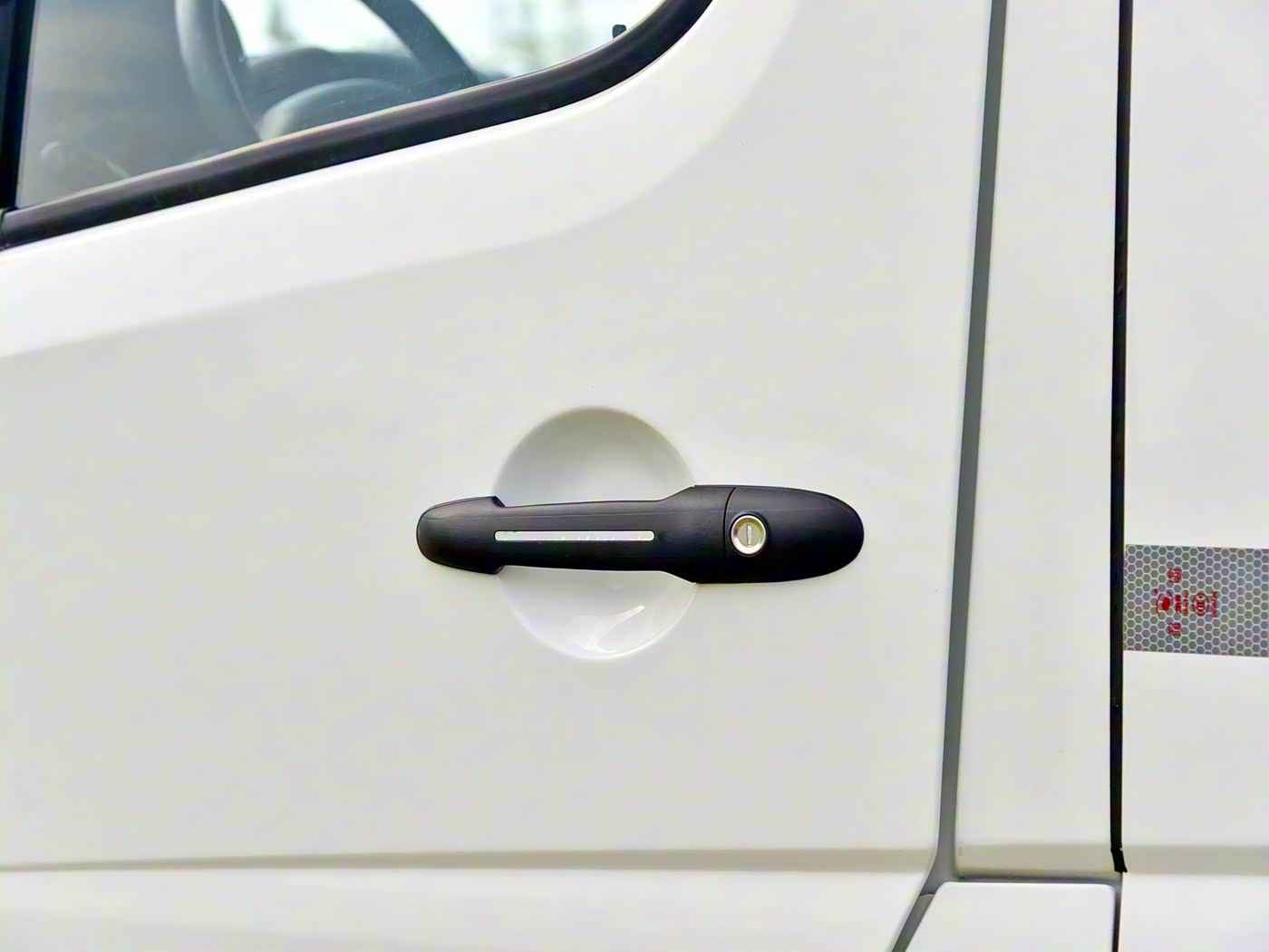 十大禁用软件：科技护航，安全驾驶，防范汽车软件暗流-1