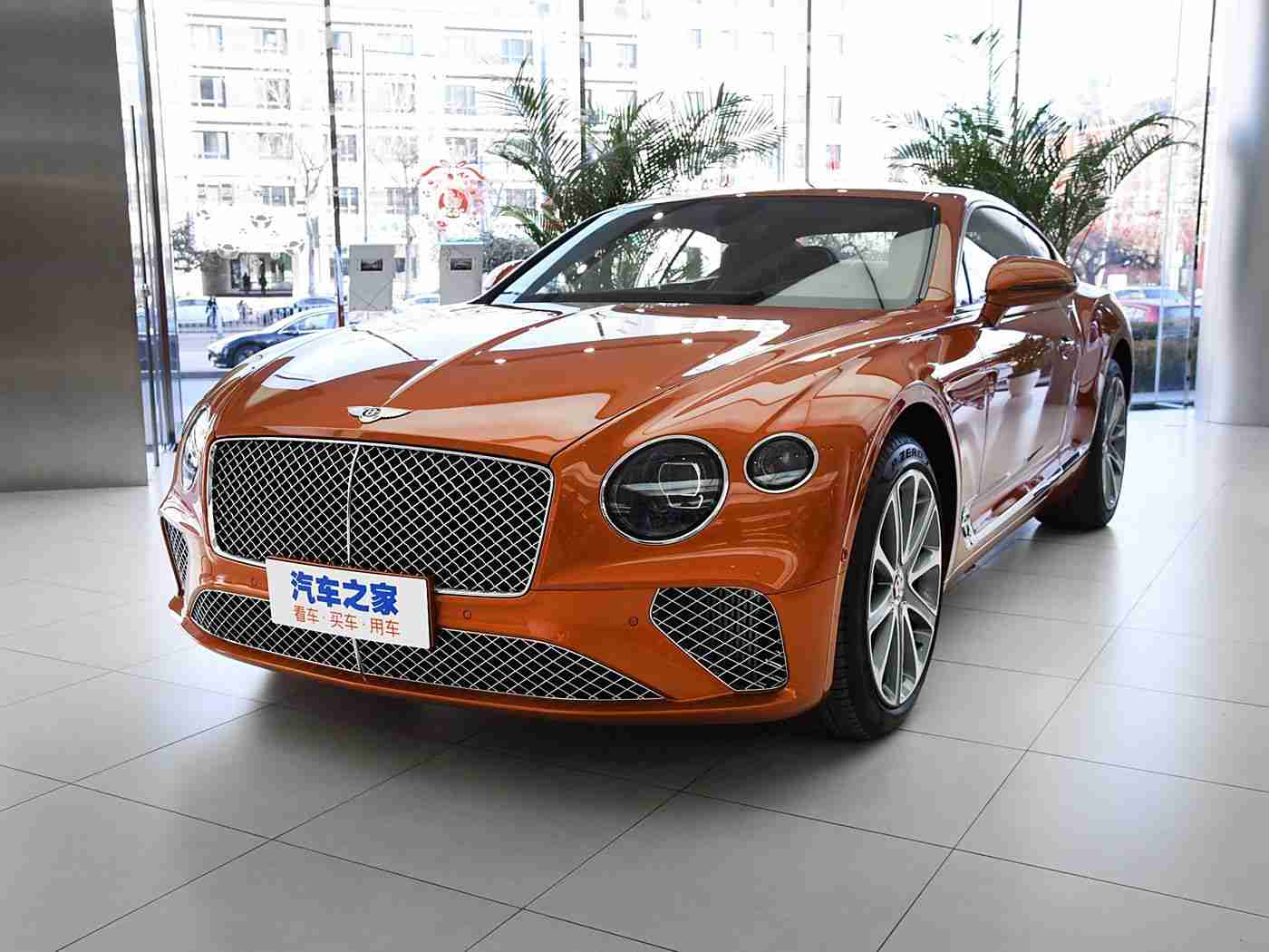 男生和女生差差差下载:汽车新势力:创新设计引领男女差异,未来出行潮流来袭-1