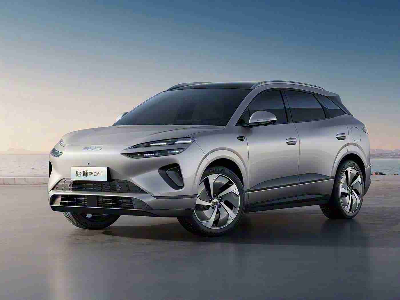 茶杯狐 cupfox - 努力让找电影变得简单沈腾：智慧星纯电动SUV：畅享未来出行，智驾无忧新篇章-1