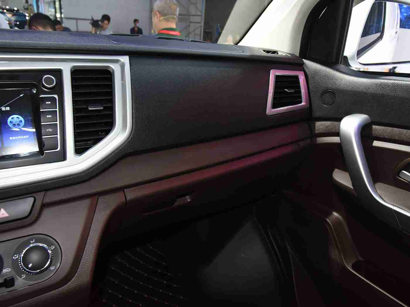 男捅女app:智能守护,安全领航:创新驾驶辅助工具引领汽车行业新潮流-1