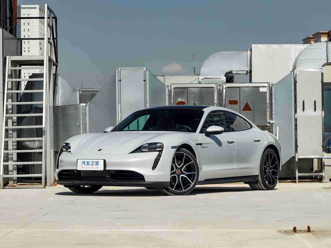 男生女生一起差差差app:智能社交新纪元,驾驶乐趣无限绽放-3