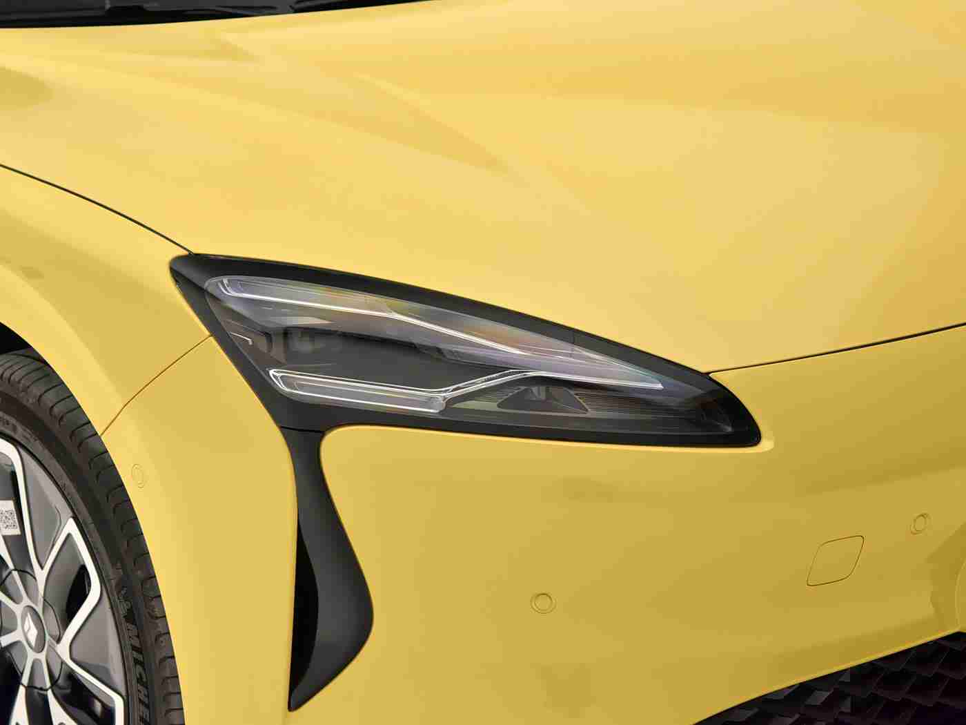 404黄网：AI赋能，智能互联——引领未来出行的绿色汽车新纪元-3