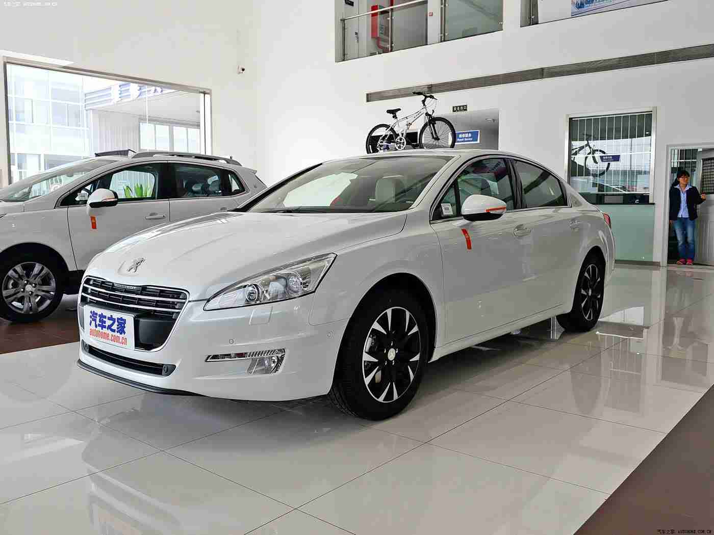 人性与动交zzzzBBBB：科技融心，驾驭未来——人机和谐共筑智能驾境-1