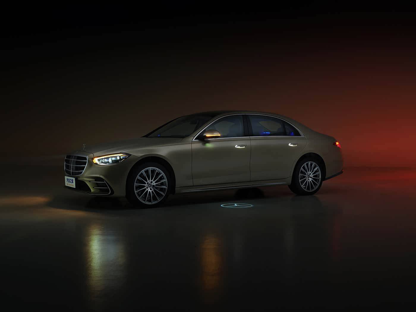 操人的软件：智能汽车软件安全挑战：车企加大投入，共筑安全防线，护航驾驶安全-1