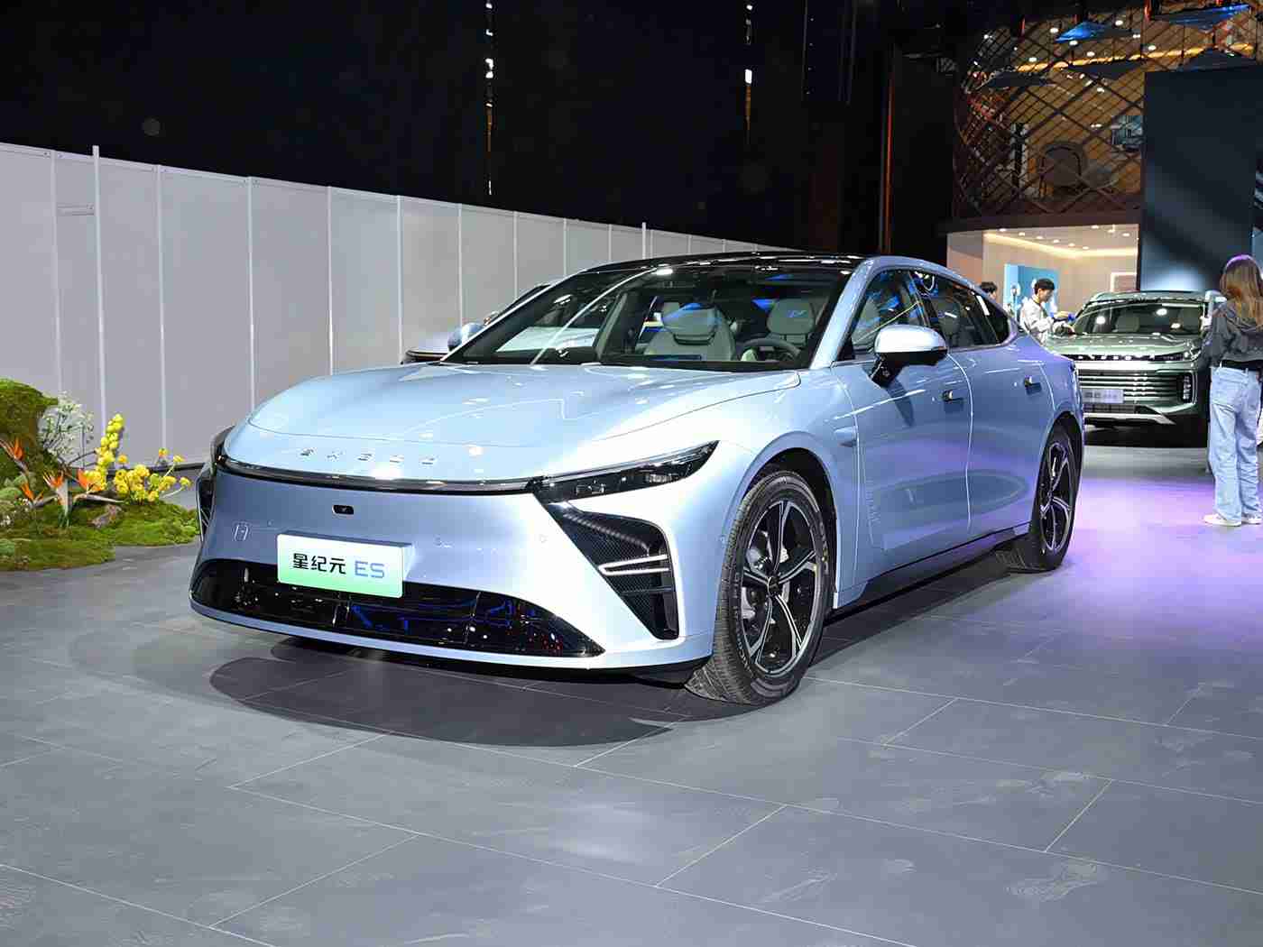 18岁禁止下载的软件：科技助力汽车创新，新规严控未成年人软件下载，行业健康发展前景可期-3