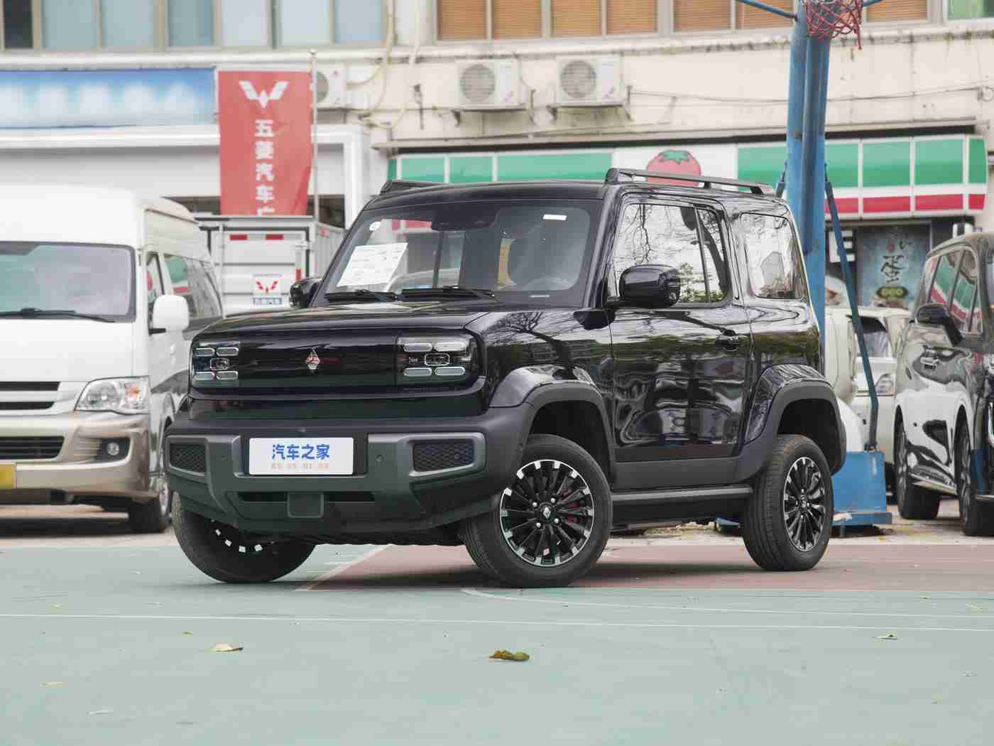 三上悠亚一区:汽车市场新宠来袭:尖端科技,流线外观,三上车型即将点燃新热度-1