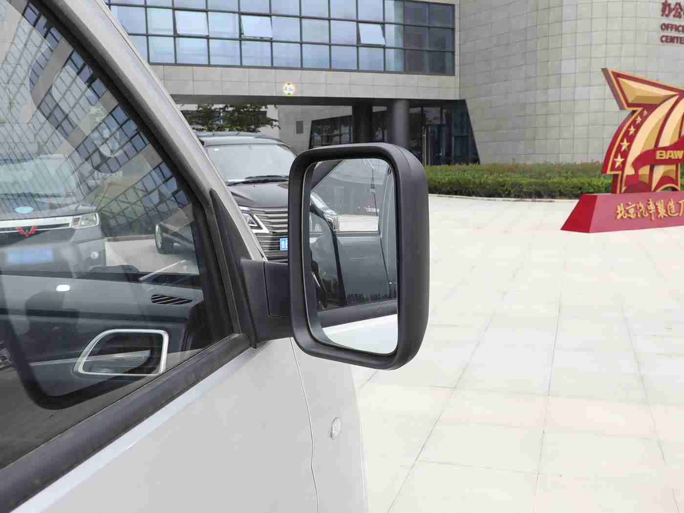 男女差差APP：智能驾驶新风向：大数据助力汽车行业个性化服务创新，引领绿色出行新潮流-1