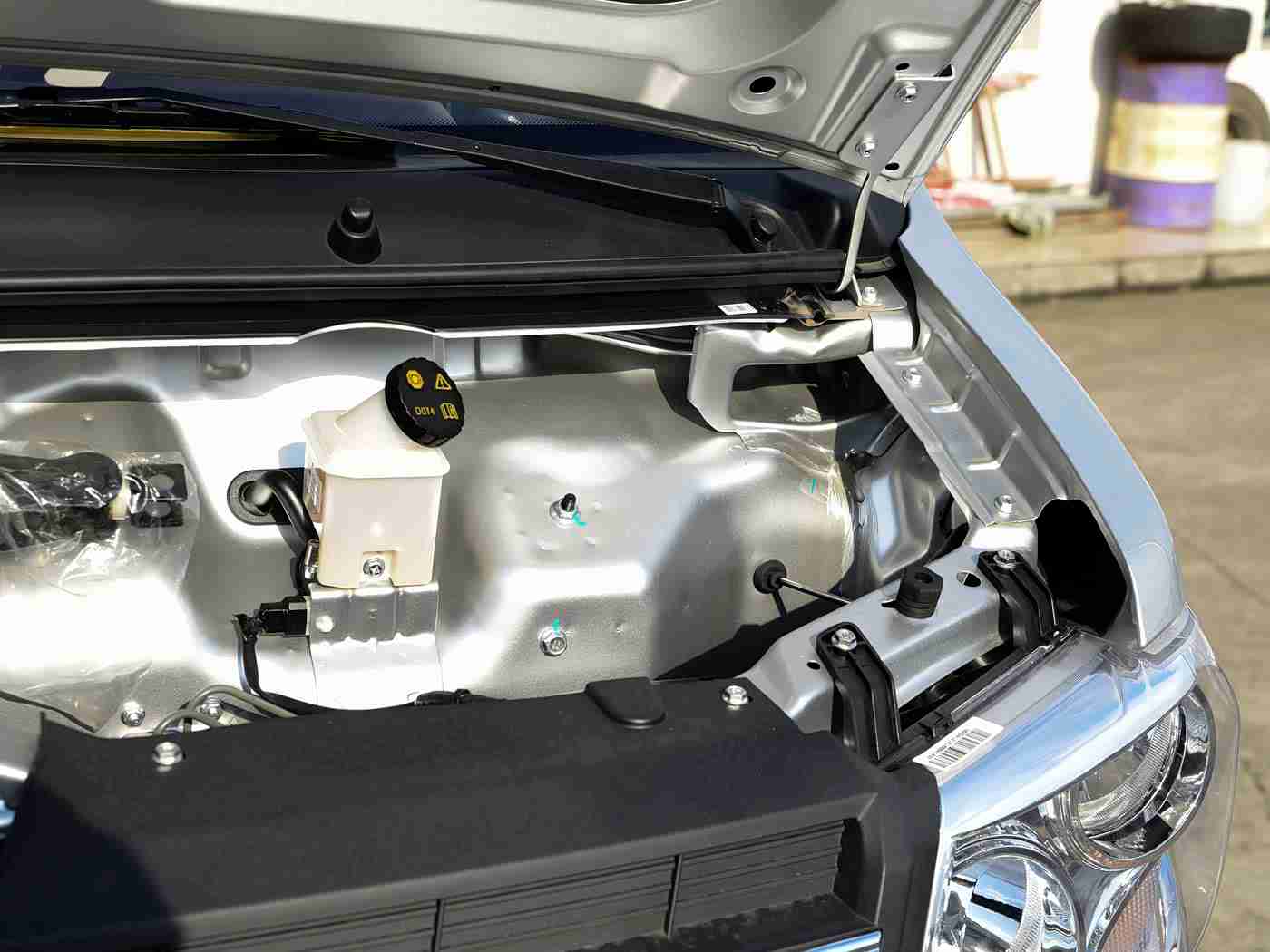 不用播放器看av：颠覆传统！语音操控车载娱乐，智能推荐娱乐新体验，引领汽车行业创新潮流-3