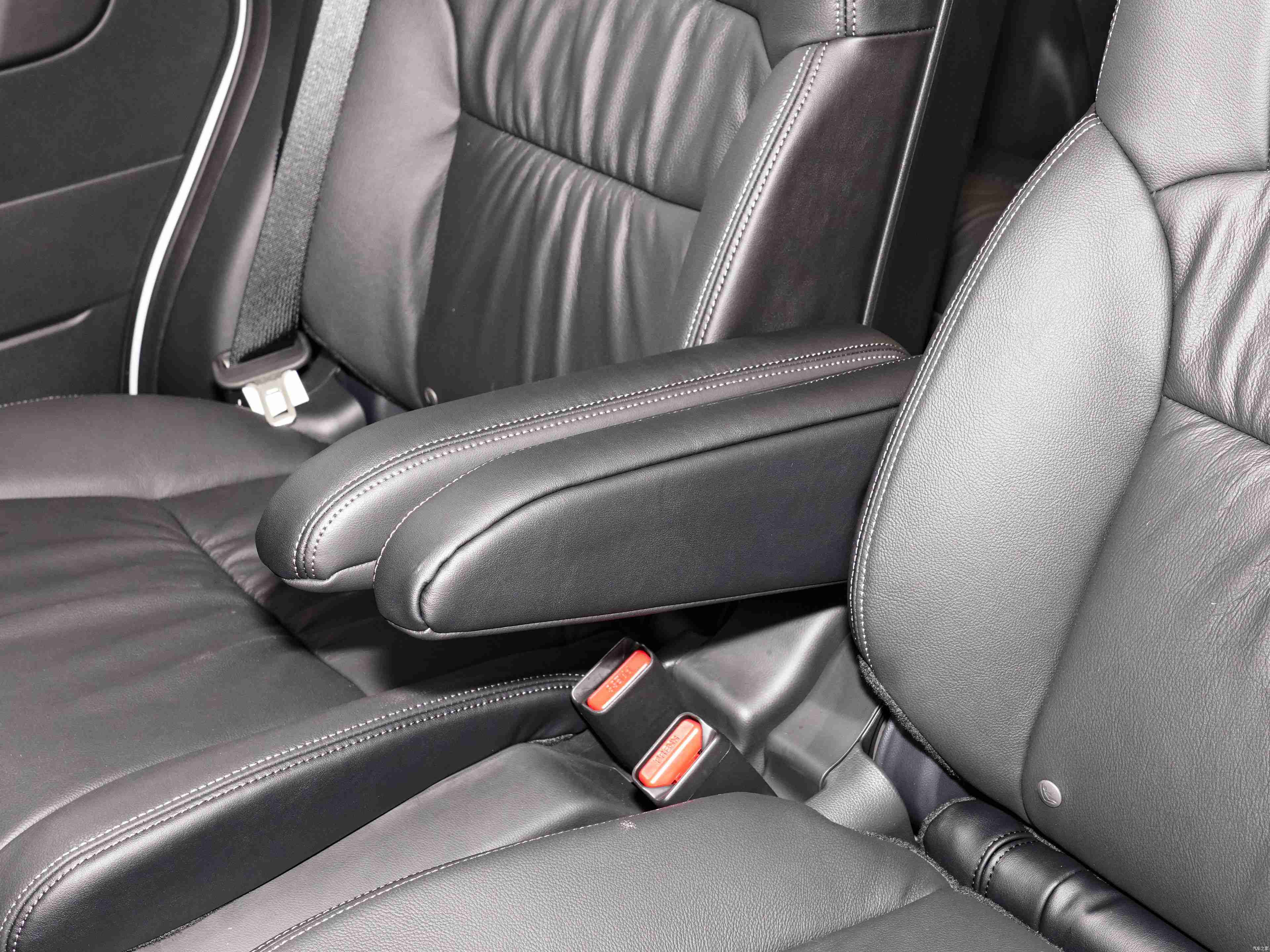 槽逼软件：智能导航新篇章，个性化驾驶体验引领潮流-2