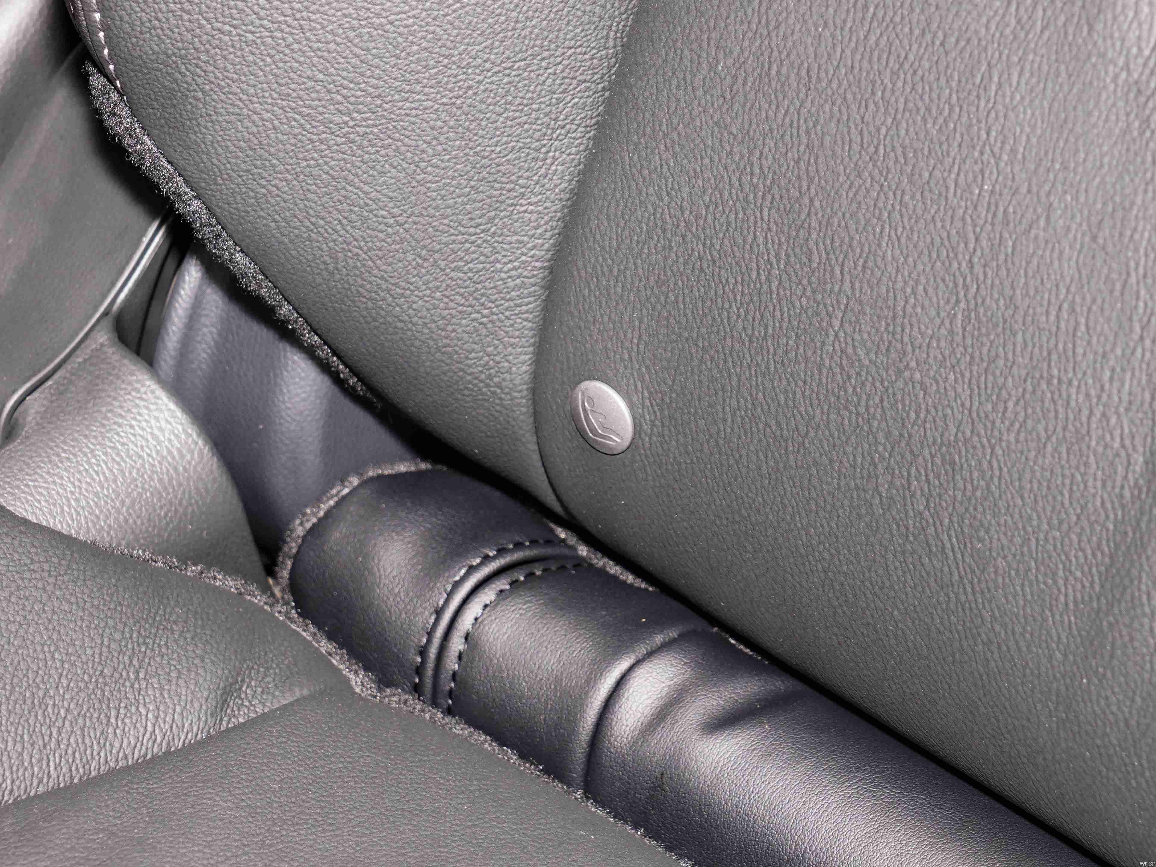 国精产品秘 一区二区：国精新宠来袭：潮流设计、卓越性能，一区二区满足多元需求-1