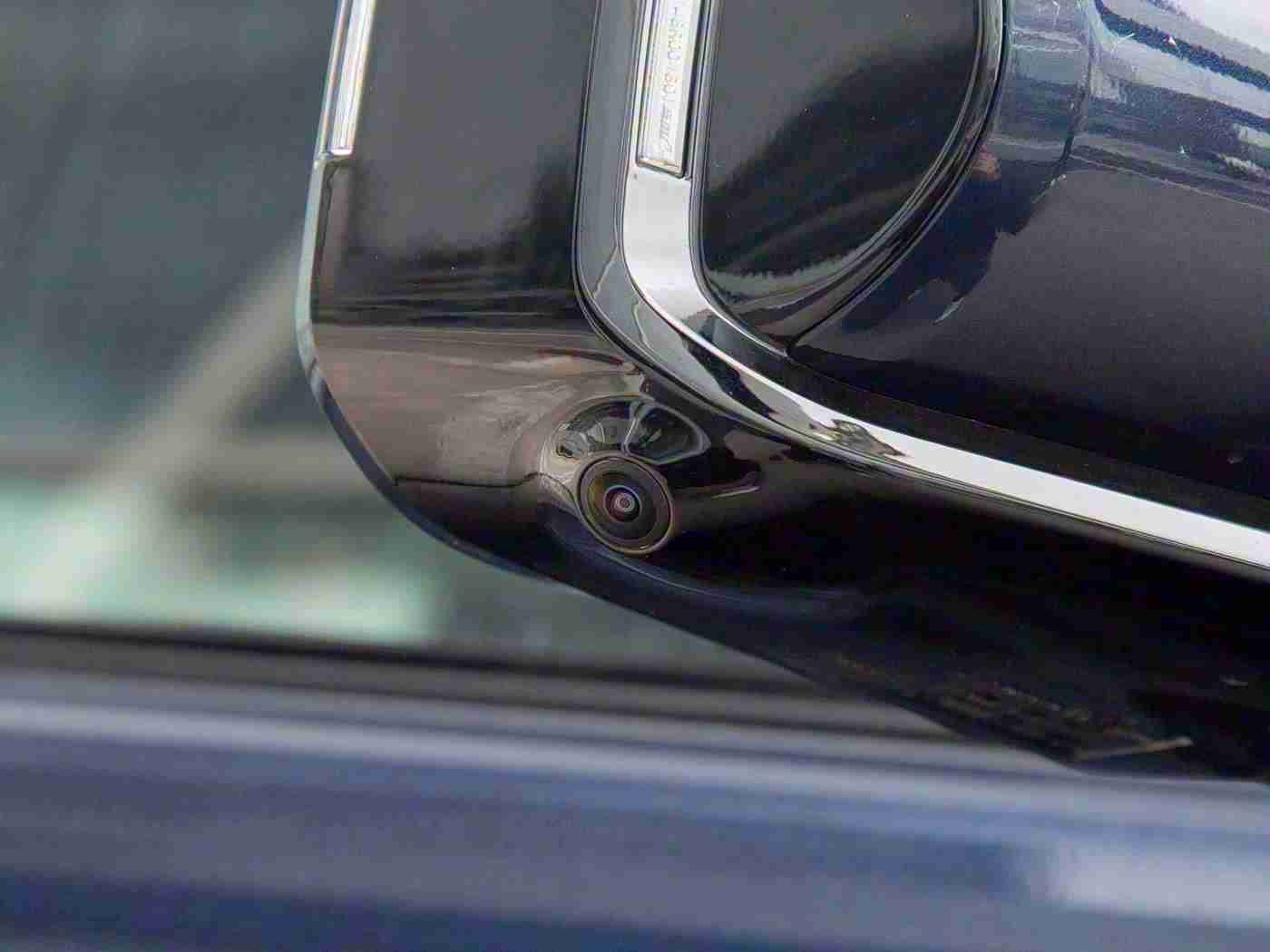 婷婷五月天丁香花:五月香氛绽放,时尚科技新宠,优雅驾驭之旅-1