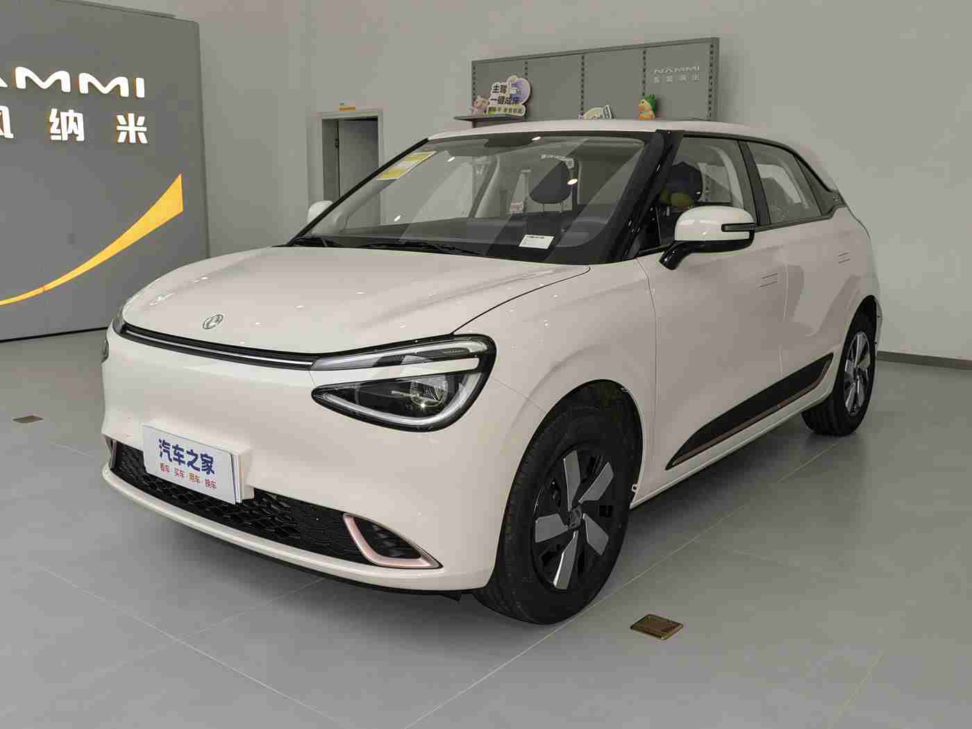 国产成人A片：动感新潮SUV，智领潮流，安全无忧，惊艳登场-2