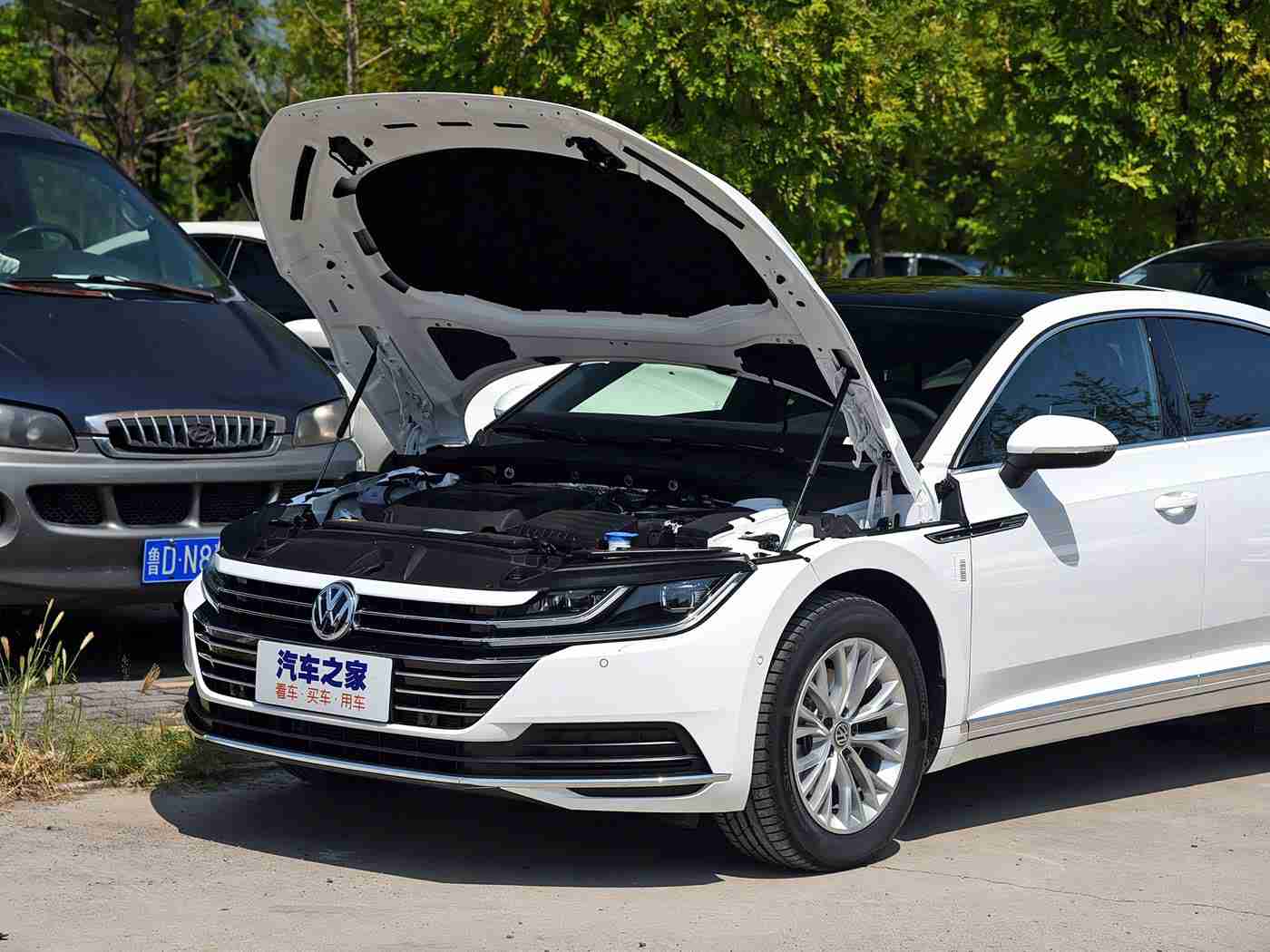 网曝黑料：“国产汽车品牌新车疑存多问题，性能安全配置引热议，厂家回应待揭晓”-2